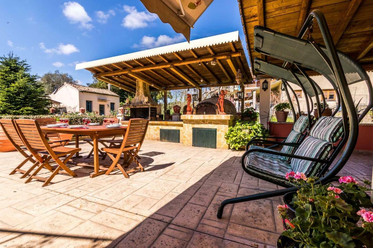 Antonela Sunshine Apartment By Corfu Escapes Perama  Eksteriør billede